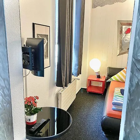 图斯克鲁姆酒店 2* Marburg