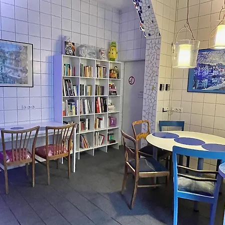 酒店 图斯克鲁姆酒店 2*