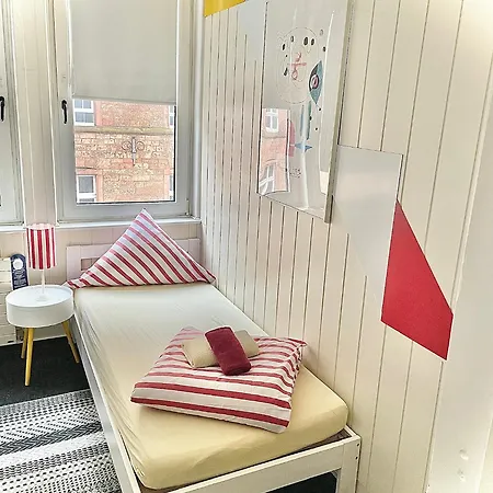 酒店 图斯克鲁姆酒店 2*